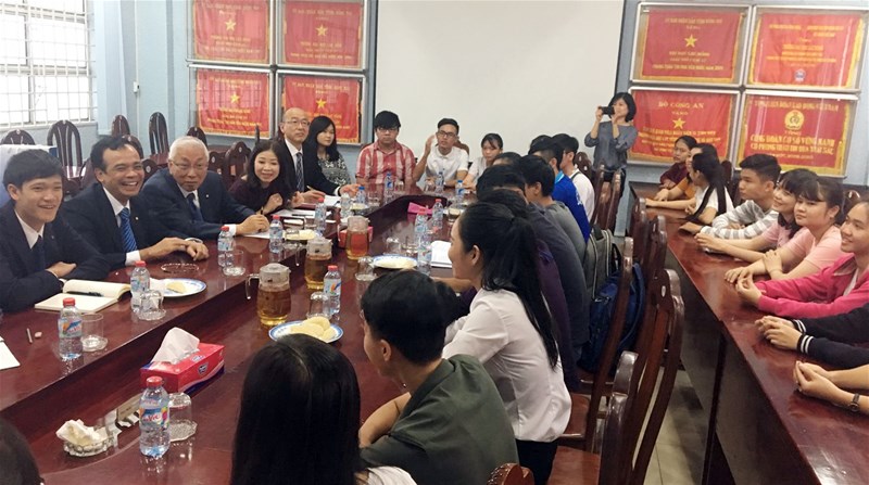 ông Takaichi Mabuchi