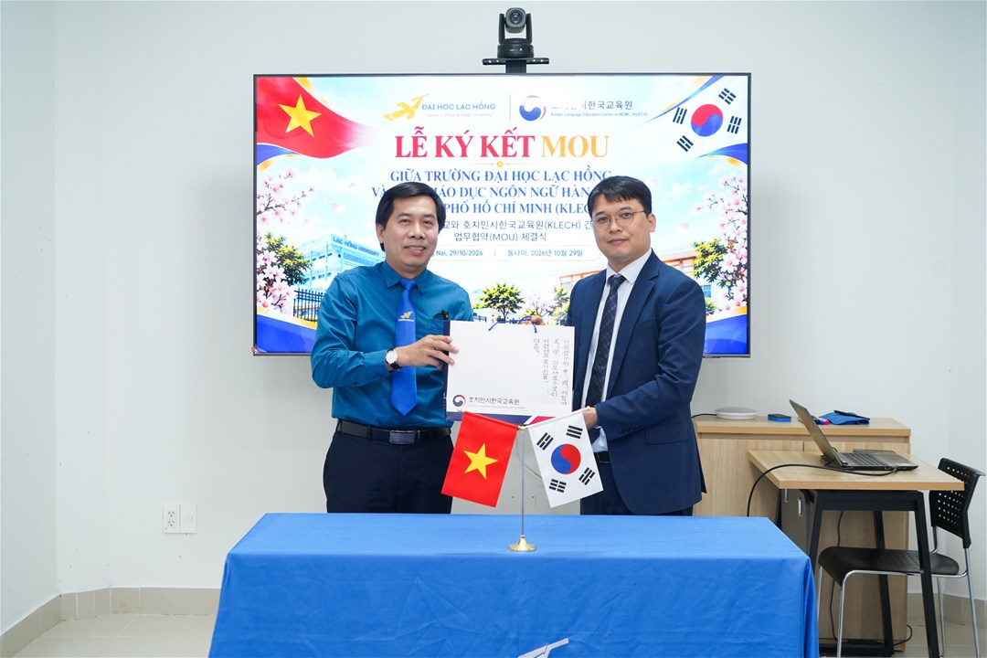 Exchange of souvenir gifts