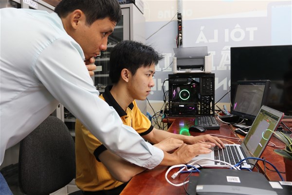 Đại học Lạc Hồng tích cực áp dụng phương châm “học đi đôi với hành” vào chương trình đào tạo